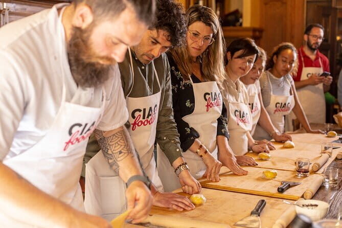 The Italian Way: Pizza and Gelato Class with Unlimited Wine - Who Will Love This Tour?