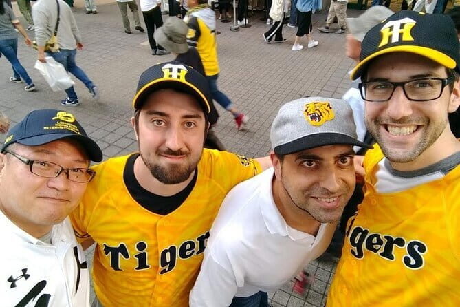 Tokyo Baseball or Soccer Match with a Local Fan(with TICKET) - A Deep Dive into the Tokyo Baseball and Soccer Tour