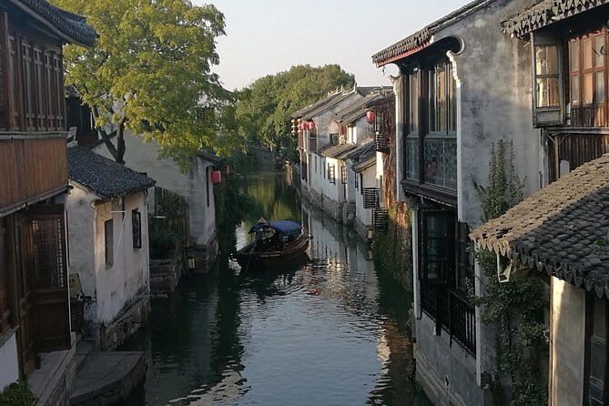 Tongli and Zhouzhuang Water Town Private Day Tour from Suzhou - Who Is This Tour Best For?