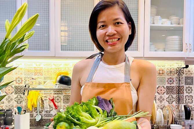 Top Home Cooking Class with a River View AC Kitchen - Who Will Love This Experience?