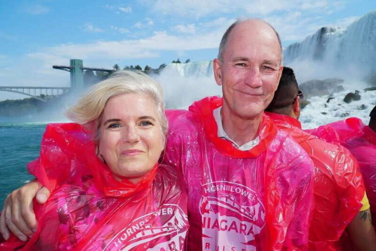 Toronto: Splendours of Niagara Falls Small Group Tour w/Boat - Transportation and Group Dynamics