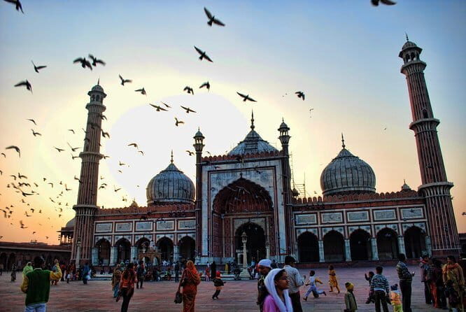 Tour a Nueva y Vieja Delhi Con Guía en Idioma Español - What Sets This Tour Apart?