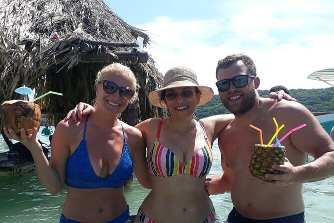 Tour of Cholón Island Rosario Islands - What’s Included and What’s Not