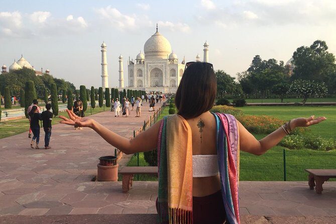 Tour The Taj Mahal - What to Expect in Terms of Cost and Value