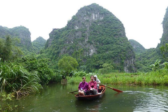 Trang An Boat Ride and Hoa Lu Temples - What Makes This Tour Stand Out