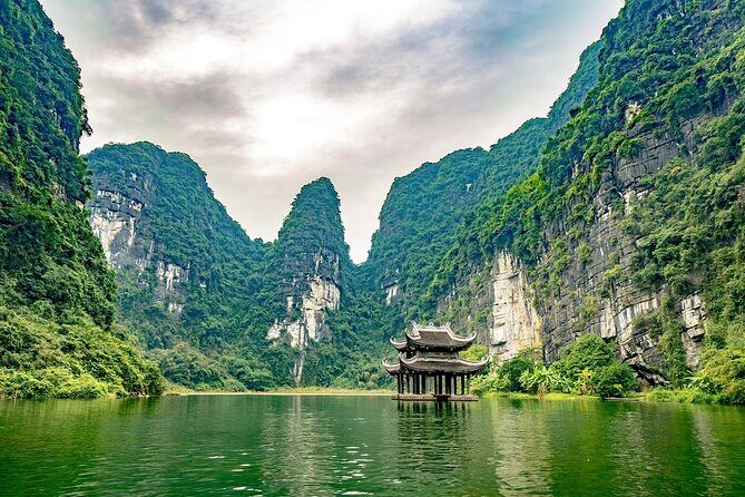 Trang An Grottoes - Mua cave (Viewpoint) - Hoa Lu ancient capital - FAQ