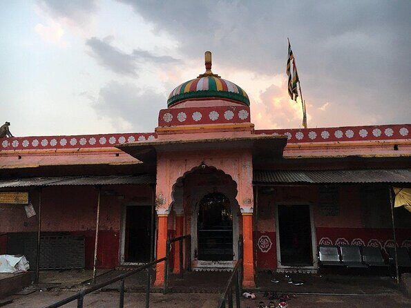 Transfer to Sawai madhopur Hotel from Jaipur accommodation - Key Points