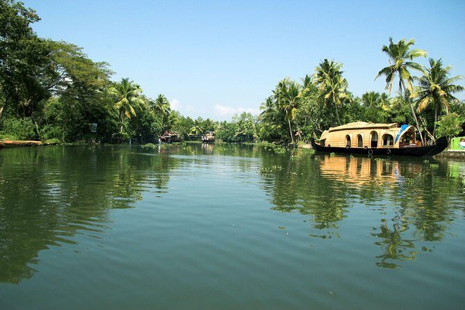 Trivandrum Private Tour: Overnight Alleppey Backwaters Houseboat Cruise - The Itinerary: A Deeper Dive