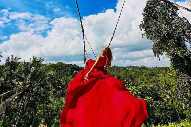 Tubing Bali Swing Tirta Empul Kanto lampo Waterfall Private Tour - A Day in Bali: What to Expect from the Tour