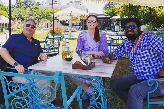 Udaipur Full Day Sightseeing Tour with Guide - What Makes This Tour Stand Out