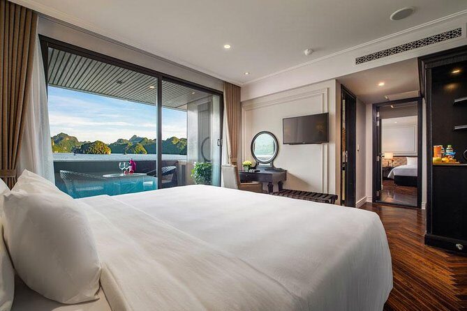 Ultra luxury style-3D/2N amazing activities Halong-Lan Ha- Cat Ba - A Detailed Look into the Luxury 3D/2N Halong Bay Experience