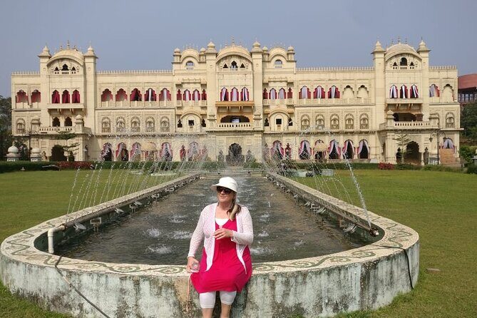 Unveiling Bollywood: Grand Tour of Iconic Real Sets & Their Story - The Value of This Bollywood Studio Tour