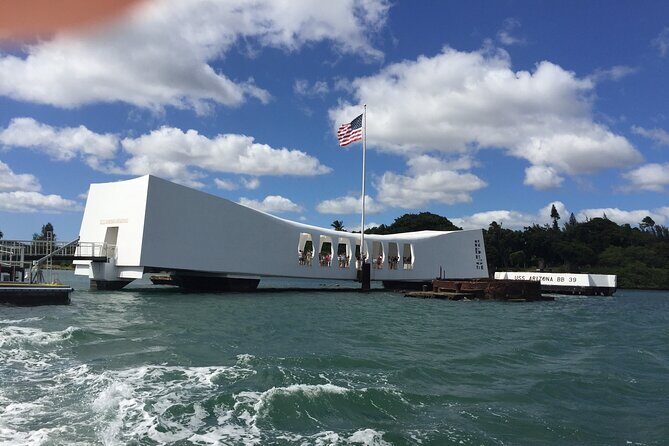 USS Arizona Memorial & The "Mighty MO" #1 Limousine Private Tour - An In-Depth Look at the Tour Experience