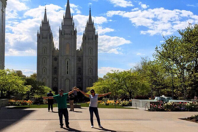 Utah County LDS Temple, limousine Tours - The Practical Side: Transportation, Timing, and Group Size