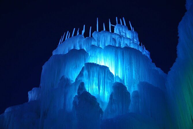 Utah Ice Castles Artesian Dairy Cheese Farm and Utah Crater - Artesian Dairy Farm: A Taste of Local Flavor