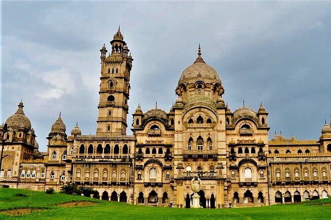 Vadodara Palace, Champaner & Pavagad temple from Ahmedabad with guide - Champaner Archaeological Park: A UNESCO World Heritage Site