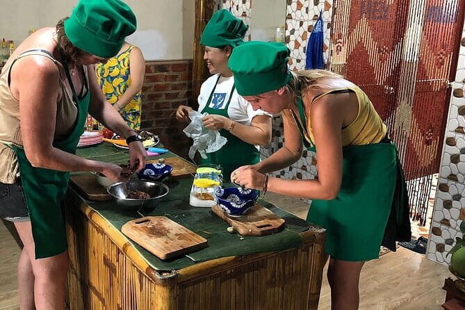 Vegan/Vegetarian Cooking Class with Local Chef in Hoi An - The Value in Focus