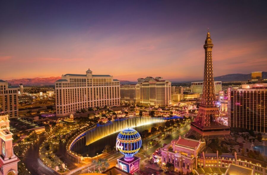 Vegas Highlights: Neon Lights & Desert - Audio Driving Tour - Starting Point: The Neon Beginnings and Iconic Strip