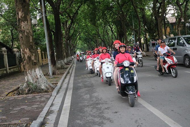 Vespa City Tour &Train Street Female With Ao Dai Riders 4,5 Hours - Who Would Love This Tour?