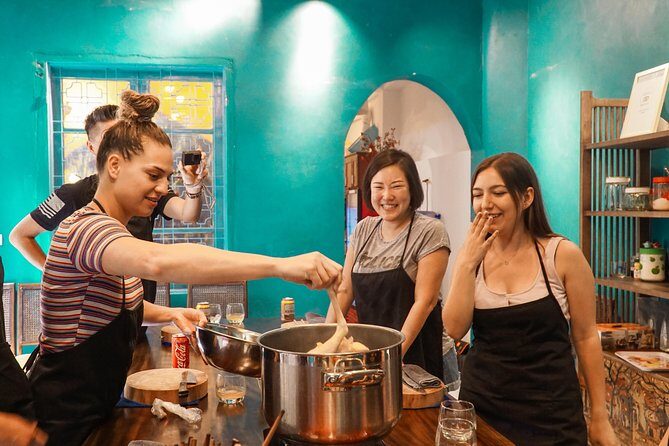 Vietnamese Cooking Class in Indochine Villa with Market Tour - What Makes This Tour Stand Out?