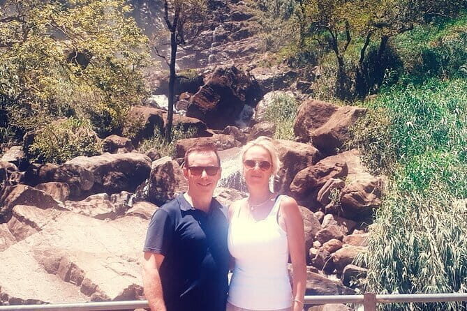 Visit Around Ella with diyaluma falls - Who Is This Tour Best For?