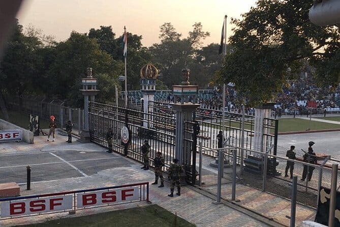 Wagah Border Retreat Ceremony With Traditional Dinner - Cultural and Historical Insights