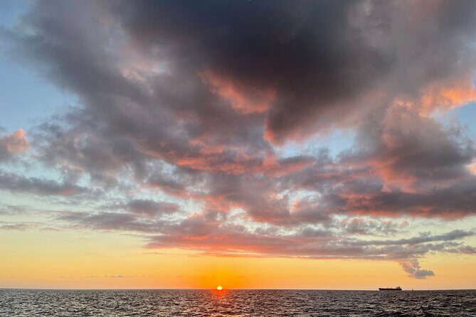 Waikiki Sunset Boat Cruise - Authentic Perspectives from Reviewers