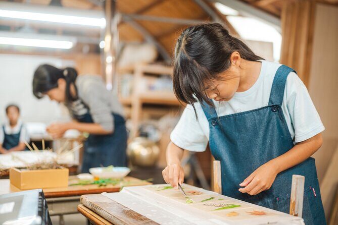 Washi workshop in Shizenji - The Bottom Line