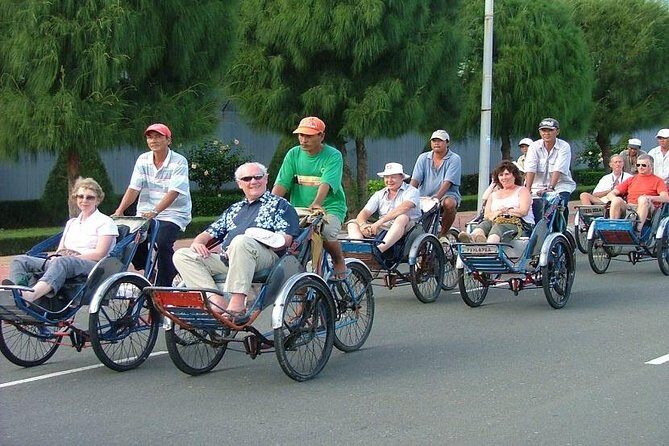 Water Puppet Show Plus Sightseeing By Cyclo and Saigon Dinner Cruise - Who Will Enjoy This Tour?