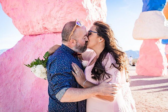 Wedding in French at 7 Magic Mountains - The Itinerary and Experience Details