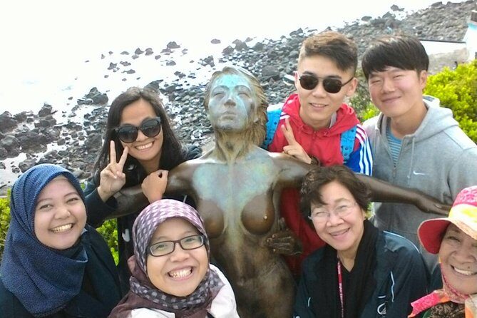 West of Jeju island Bus Tour from Seogwipo city, Jeju island - Who Should Consider This Tour?
