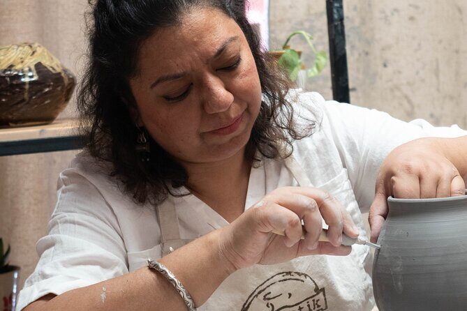 Wheel Pottery Workshop - FAQs About the Wheel Pottery Workshop in Jaipur