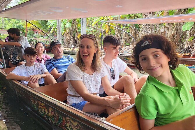 Wheelchair & Luxury Tour to Floating & Railway Markets - Why This Tour Offers Great Value