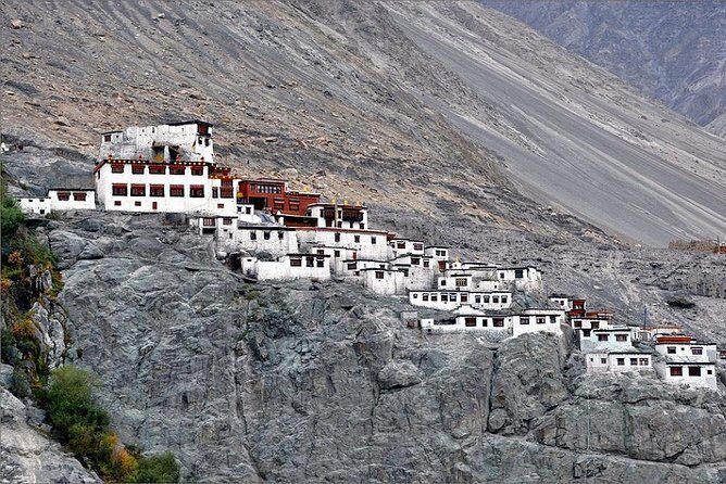 Wonders of Ladakh - What to Consider Before Booking