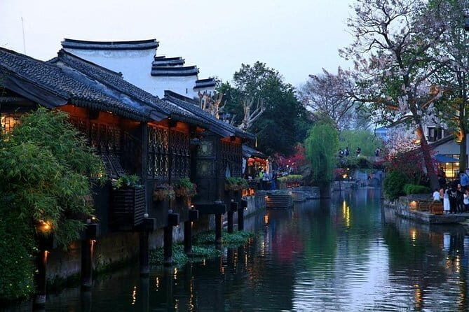 Wuzhen Water Town Self-Guided Tour with Private Transfer from Hangzhou - The Practicalities: What’s Included, What’s Not