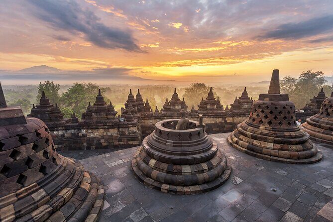 Yogyakarta: Borobudur (climb), Prambanan & Other Visit By Request - In-Depth Look at the Tour Experience