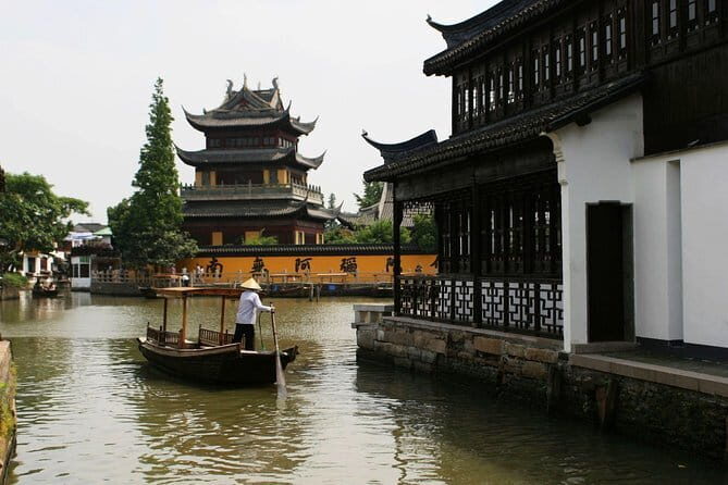 Zhujiajiao Water Town and Shanghai City Highlights Private Day Tour - Who Will Love This Tour?
