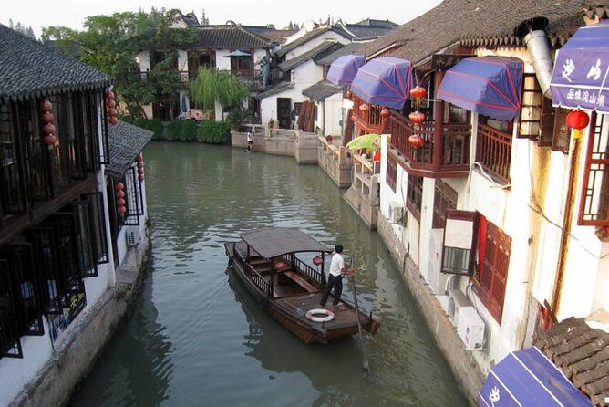 Zhujiajiao Water Village & Seven Treasure Town Day Tour from Shanghai - The Breakdown of the Tour: What to Expect