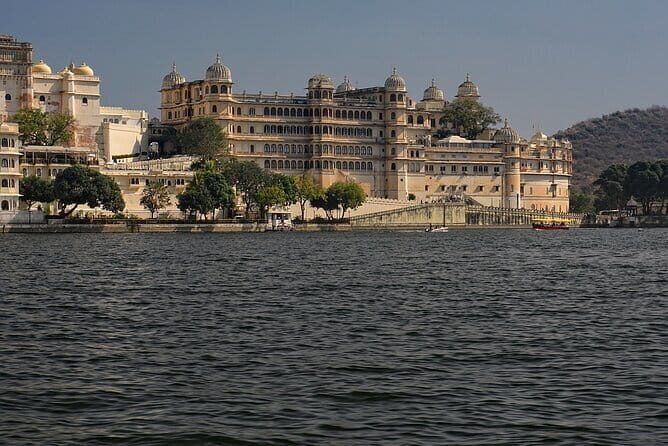 02 Night exclusive boat ride at Udaipur From Jodhpur & private transfers - What’s Included and What’s Not