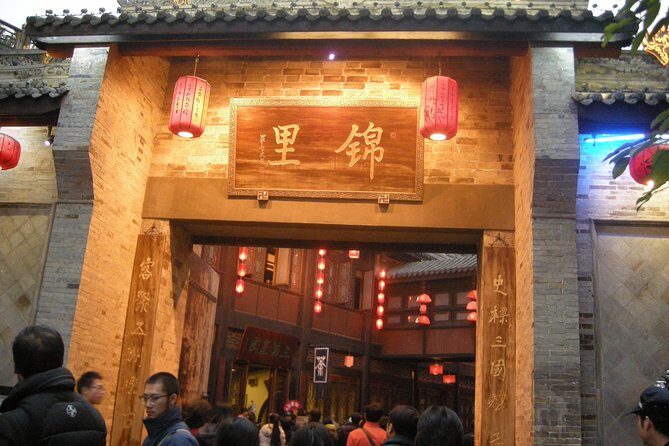 1-Day Chengdu Private tour to Leshan Buddha,Hot Pot Dinner & Sichuan Opera Show - Practical Considerations and Tips