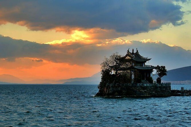 1-Day Erhai Sightseeing in Dali - Discovering Dali and Erhai Lake: A Complete Breakdown
