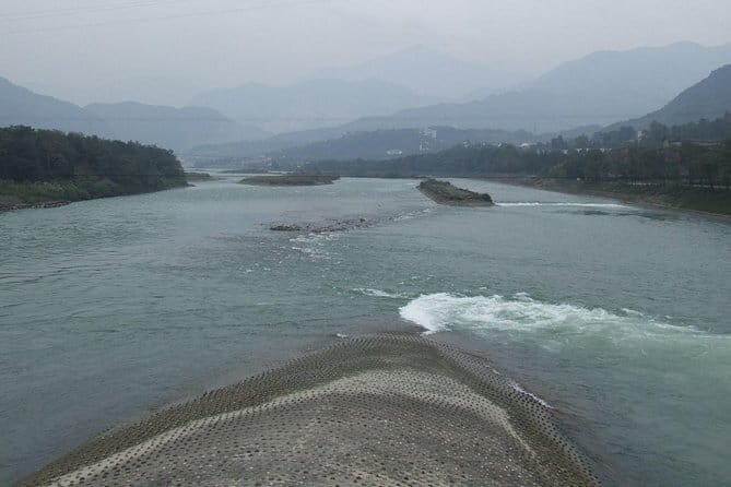 1-Day Mount Qingcheng and Dujiangyan Irrigation System Private Tour from Chengdu - Final Thoughts: Who Will Love This Tour?