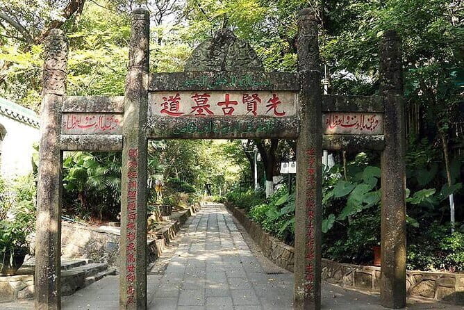 10-Day China Islamic Heritage Tour from Beijing to Xian, Guangzhou & Shanghai - Transportation and Logistics: What You Should Expect