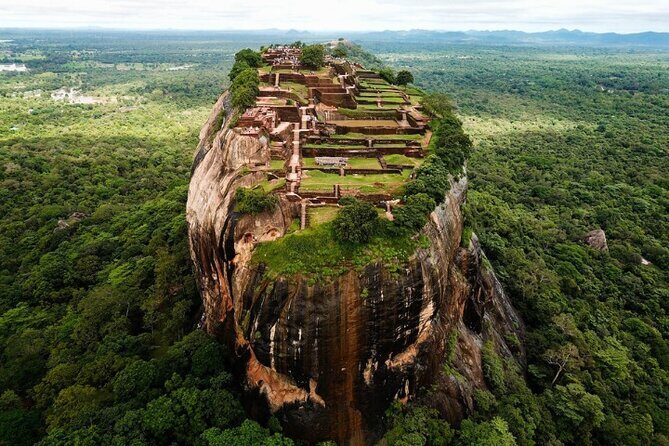 11 Days Sri Lanka Tour With Private Chauffeur & Vehicle - A Detailed Breakdown of the 11-Day Sri Lanka Tour