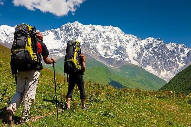 15 Days Jeep Safari Islamabad, Narran, Skardu Baltistan & Hunza Gojal Pakistan - Frequently Asked Questions