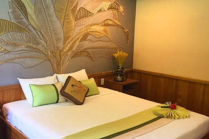 2-Day Bai Tu Long Bay Cruise Tour in Vietnam - Who Is This Tour Perfect For?