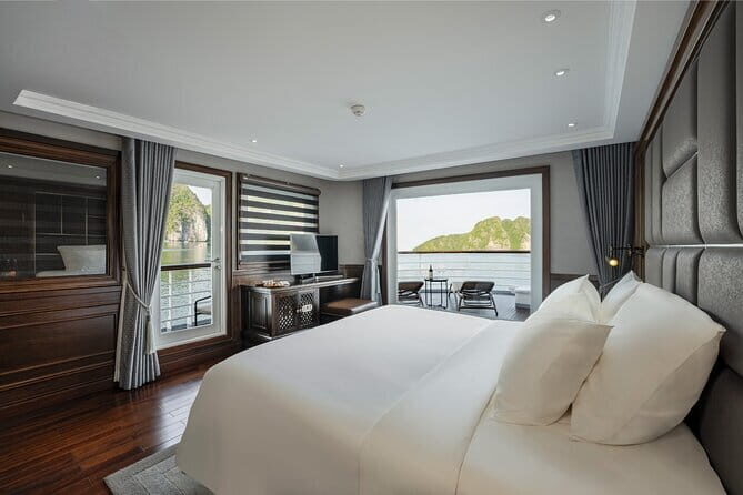 2 Day Oasis Bay Cruise Explore Halong Bay from Hanoi - The Experience from Reviews