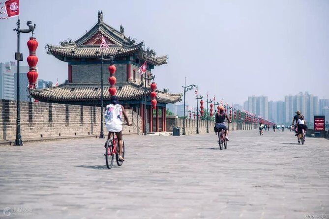 2-Day Private Tour from Chengdu by Train and Air:Highlights of Xi'an and Beijing - FAQ