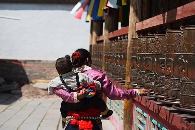 2-Day Qinghai Lake and Ta'er Monastery Private Trip from Xian by Bullet Train - Authentic Insights from Previous Travelers