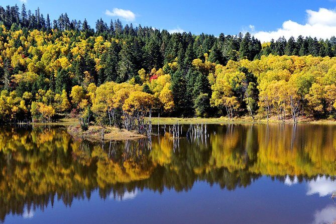 2-Day Shangri-La Private Tour - Day 1: Cultural and Historical Highlights